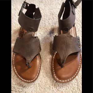 American Eagles Sandals